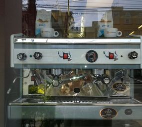 Florenciano Máquinas e Café