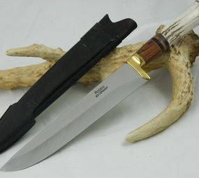 Xiru das Facas photo 1