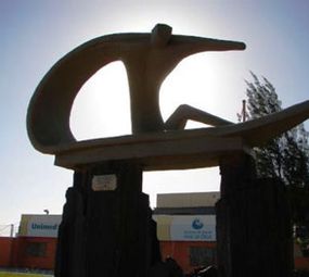 Monumento ao Surfista photo 2