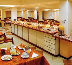 Condor Hotel photo 1